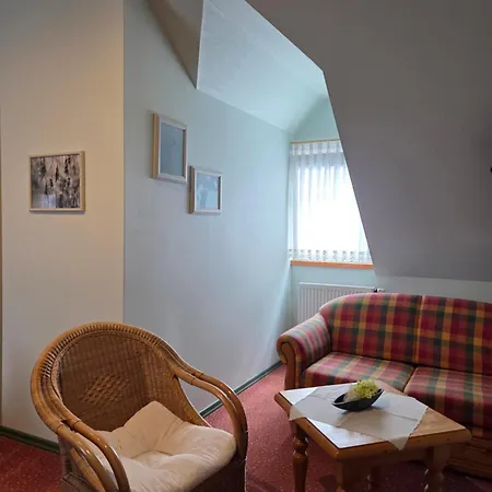 Hotel Zur Post 3*